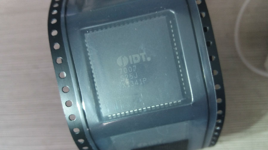 IDT7007S25J.jpg